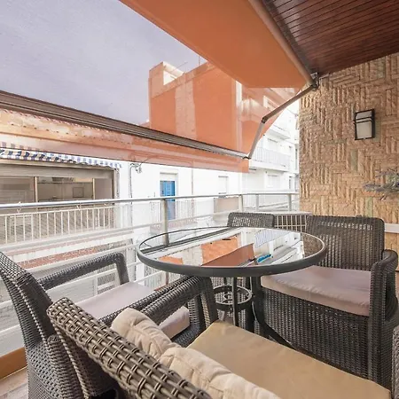 Apartment Montserrat 11-1